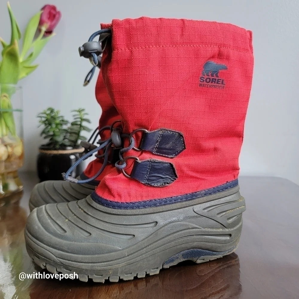 Sorel red kids size 1 winter boots